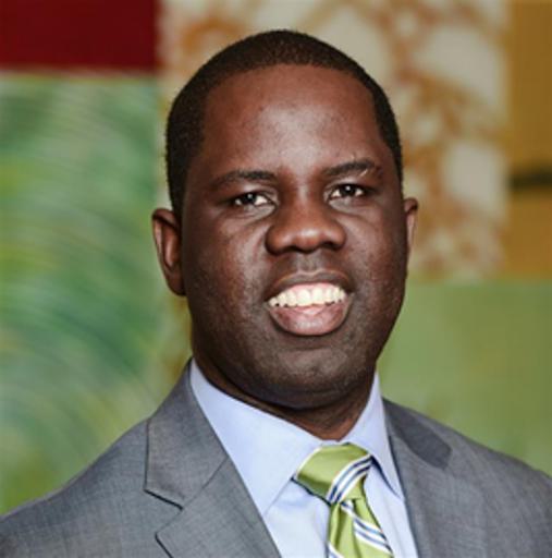 Photograph of UMD graduate and author of "Stumbling Into Success is Good" Colin Duncan '97