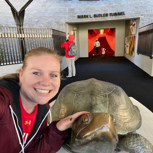 Krista Scanlan '13 with a Testudo statue